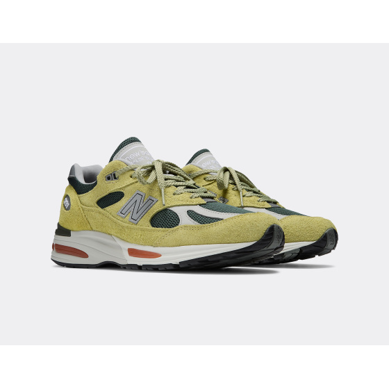New Balance 991 V2 Grape Sorbet Beechnut Made in UK