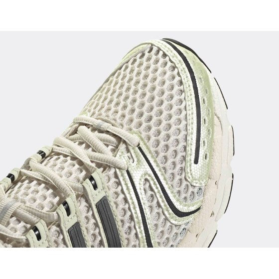 adidas Adistar Control 5 Cloud White Core Black