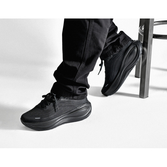 Nike Vomero Plus QS Black