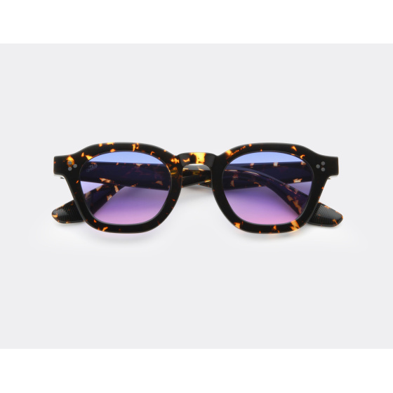 Akila Logos Tokyo Tortoise Sunset