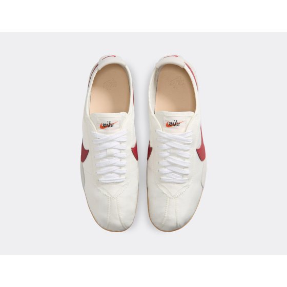 Nike Moon Shoe OG QS Summit White Team Crimson