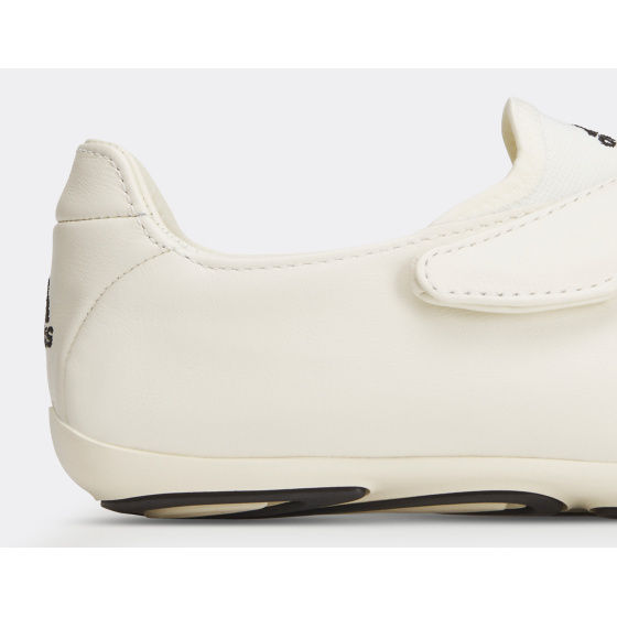 adidas Pharrell Williams Vario Flat Earther Chalk White Black