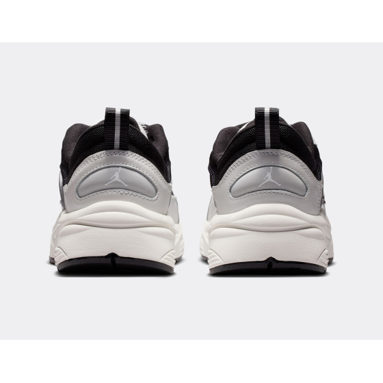 Jordan Trunner O/S Photon Dust White
