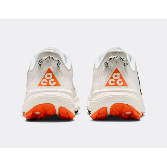 Nike ACG Pegasus Trail Summit White Safety Orange