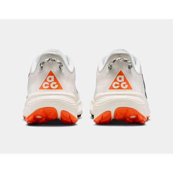 Nike ACG Pegasus Trail Summit White Safety Orange