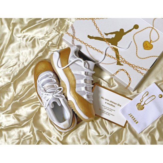 Jordan W Air Jordan 11 Retro Low Mother’s Day