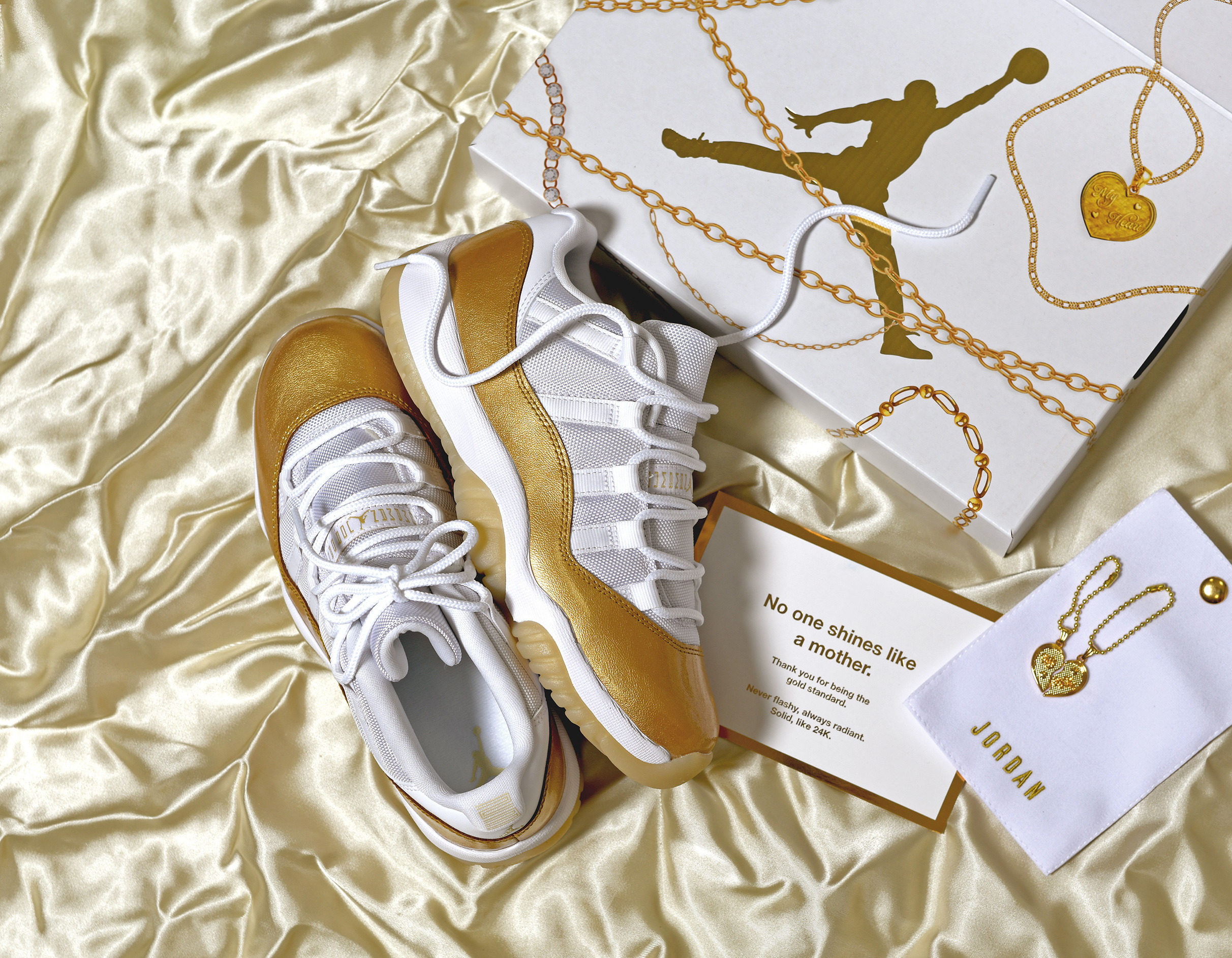 Jordan W Air Jordan 11 Retro Low Mother's Day AH7860-102