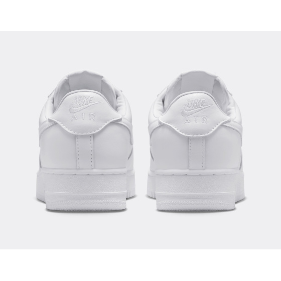 Nike Air Force 1 ’01 Triple White