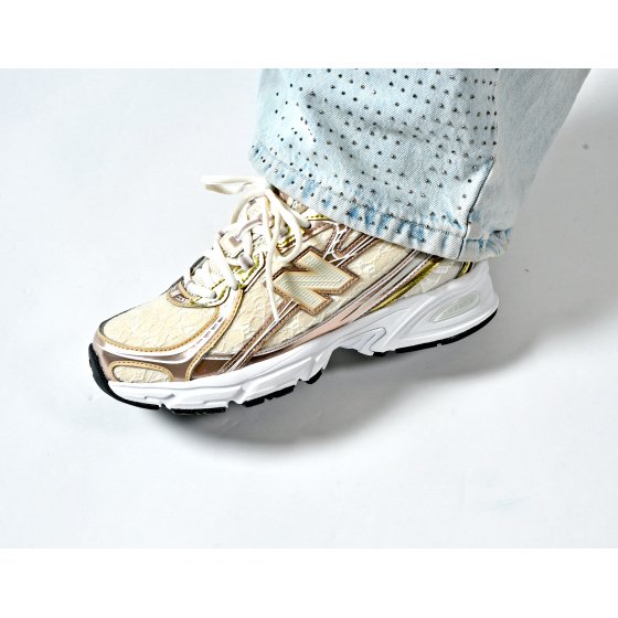 New Balance 740 7DS Sea Salt