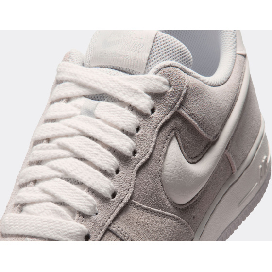 Nike Air Force 1 ’07 LV8 Vast Grey