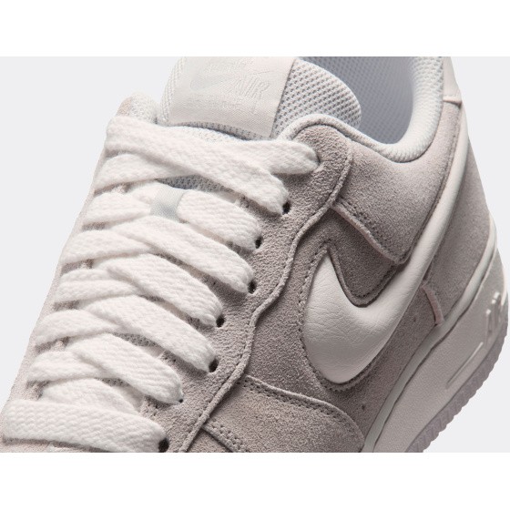 Nike Air Force 1 ’07 LV8 Vast Grey