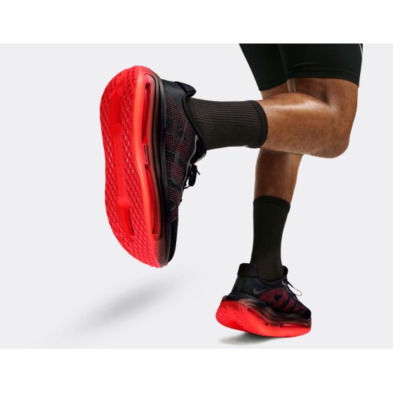 Nike Vomero Premium Black Bright Crimson