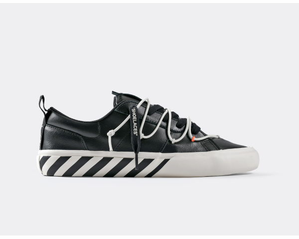 L/AB c/o Off-White L/AB Tape Leather Black