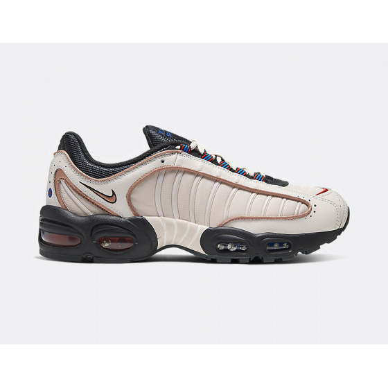 nike tailwind phantom