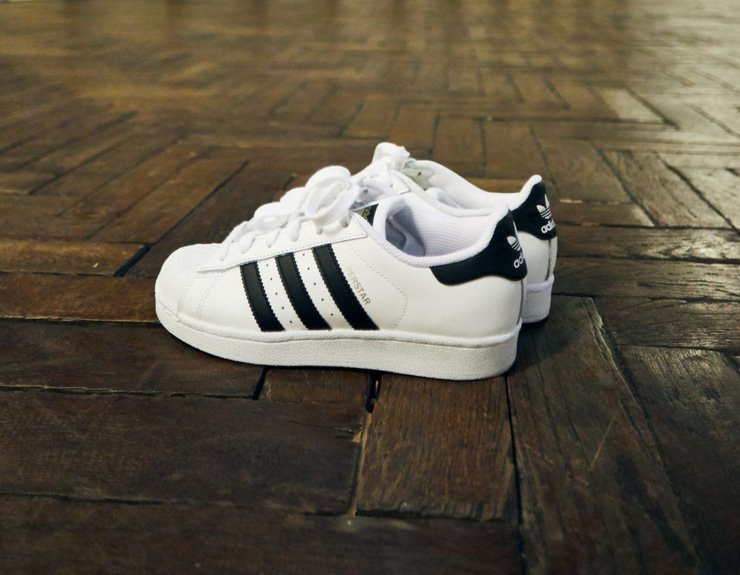 adidas célèbre les 50 ans de l'adidas Superstar